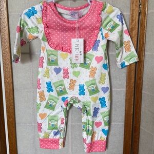 Pete + Lucy Gummy Bears Romper size 0/3M